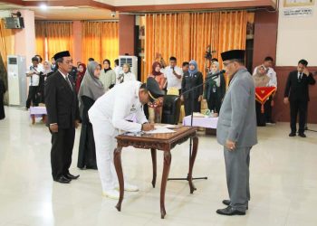 Bupati HSU Minta Pejabat Baru Bisa Berikan Layanan Terbaik