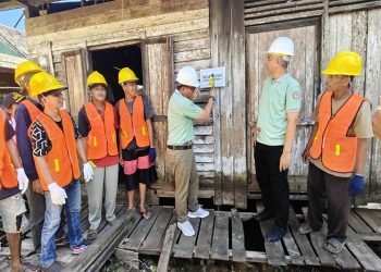 Bupati HSU tinjau bedah rumah di Desa Jalan Lurus
