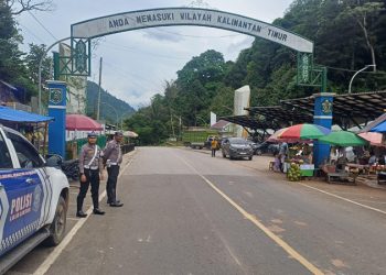 D:\2025\Juni 2025\10 Juni 2025\2\222\New Folder\Petugas Pantau Aktivitas Pengangkut Batu Bara.jpg