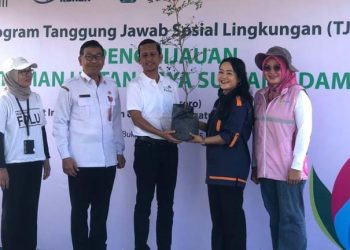 Gubernur Apresiasi Penanaman Ribuan Pohon Oleh PT PLN