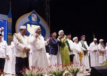 Habib Syech Pimpin Barito Putera Bershalawat