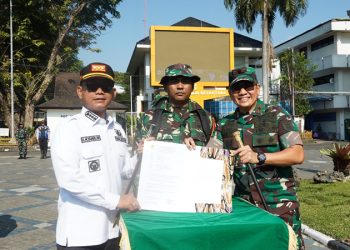 D:\2025\Juli 2025\24 Juli 2025\5\hal 5\Wali kota Banjrmasin Muhammad Yamin bersama Komandan Kodim - Copy.jpg