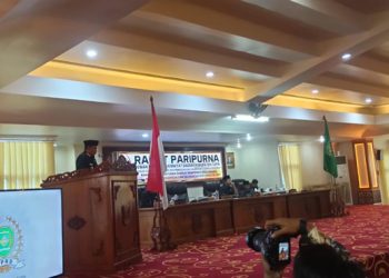 D:\2025\Juli 2025\25 Juli 2025\2\2\New Folder\Bupati Tapin Apresiasi Dewan pada Paripurna.jpg