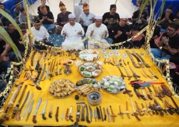 D:\2025\Juli 2025\3 Juli 2025\5\hal 5\Komunitas Wasaka Boemi Putera menggelar tradisi Atur Dahar.jpg