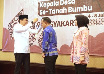 Bupati Dorong Kepala Desa Tingkatkan Pelayanan dan Inovasi Pembangunan