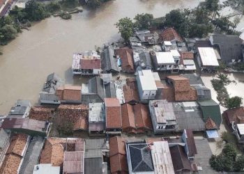 Banjir Akibat Luapan Kali Bekasi