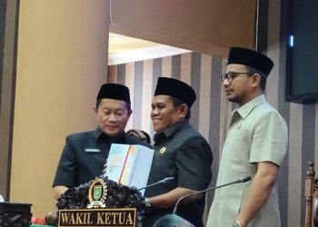 Asisten II Eryanto Rais Sampaikan Strategi Tanah Bumbu Turunkan Kemiskinan