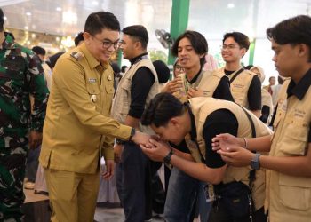 Bupati Andi Terima 233 Mahasiswa KKN Tematik FPIK ULM
