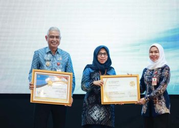 HSU Raih Dua Penghargaan Penanganan Stunting