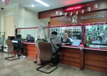 D:\2025\Agustus 2025\13 Agustus 2025\5\hal 5\Mahasiswa baru mulai melakukan registrasi di UT Banjarmasin.jpg