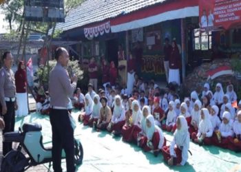 D:\2025\Agustus 2025\19 Agustus 2025\2\222\New Folder\Pelajar Diedukasi Penggunaan Sepeda Listrik.jpg