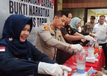D:\2025\Agustus 2025\6 Agustus 2025\2\2\New Folder\Polres Tapin Musnahkan Barbuk Narkotika.jpg