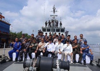 Gubernur Kalsel Lepas Kapal Ekspedisi Rupiah Berdaulat