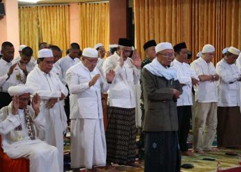 Pemkab HSU Gelar Salat Hajat Bersama