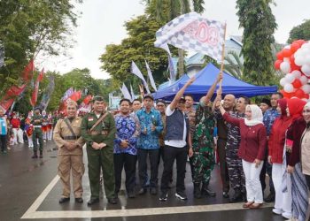 Pemkab Kotabaru Lepas Karnaval HUT RI ke-80