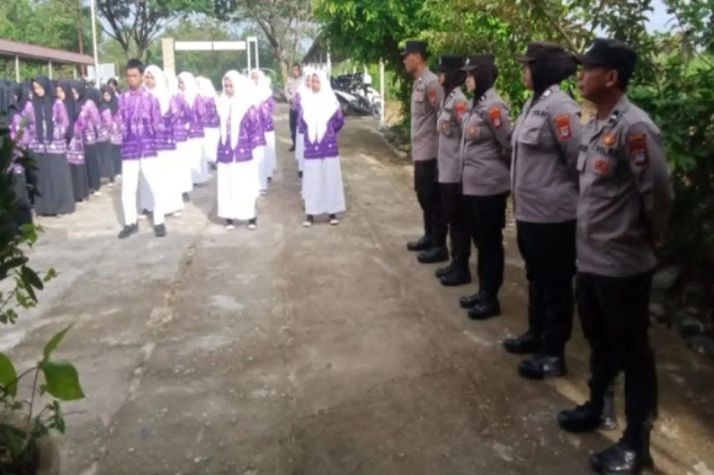 D:\2025\September 2025\22 September 2025\2\2\New Folder\Polres Tala Serukan Pelajar Hindari Perundungan.jpg