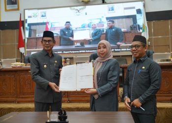 DPRD Balangan Setujui Enam Raperda dalam Rapat Paripurna