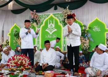 Gubernur dan Pangdam Tambun Bungai Hadiri Peringatan Maulid Nabi