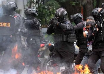 Simulasi Sistem Pengamanan Kota Anggota Brimob