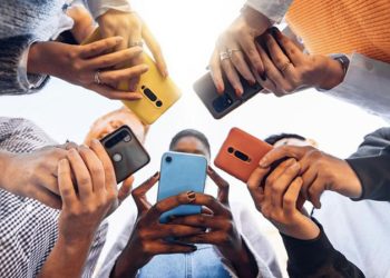 D:\2025\Oktober 2025\13 Oktober 2025\8\Opini Senin\master opini.jpg