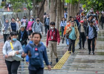 D:\2025\Oktober 2025\20 Oktober 2025\11\11\Bahaya Sering Gendong Tas di Satu Sisi.jpg