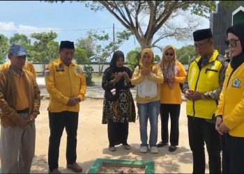 D:\2025\Oktober 2025\21 Oktober 2025\2\22\New Folder\Golkar Tanbu Ziarah ke Makam Pahlawan.jpg