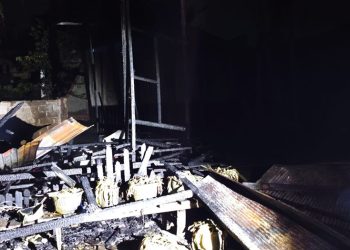 G:\2025\Oktober 2025\7 Oktober 2025\2\Rumah di Desa Namun Terbakar.jpg