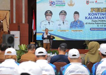 Sekdaprov Kalsel Lepas Kontingen ASN ke Pornas ke-XVII Korpri