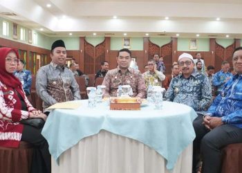 Kurangi Belanja Dan Tingkatan Pendapatan