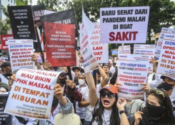 Unjuk Rasa Pekerja Tempat Hiburan
