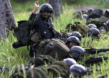 TNI Minta Warga Natuna Tak Keluar Rumah pada Rabu