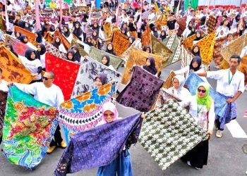 Acara Harmoni Psesona Batik