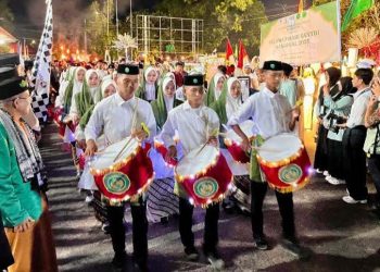 Pj Sekda Lepas Ribuan Santri Kirab Hari Santri Nasional