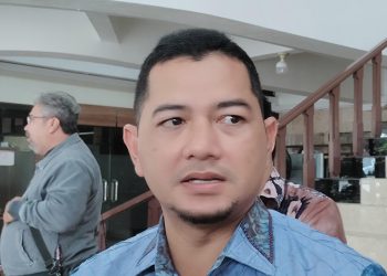 D:\2025\November 2025\11 November 2025\5\hal 5\Ichrom Muftezar.jpg