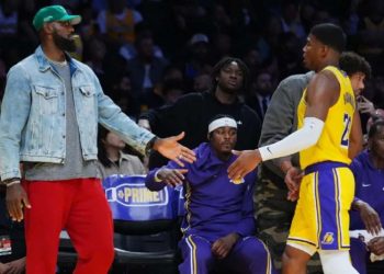 D:\2025\November 2025\20 November 2025\9\Olahraga Kamis\LeBron James.jpg