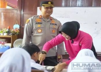 D:\2025\November 2025\27 November 2025\2\Kapolres Arief Motivasi Petugas SPPG.jpg