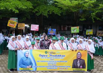 Hj Faridah Yamani Sampaikan Bahaya Bullying Di MIN 6 Tapin 