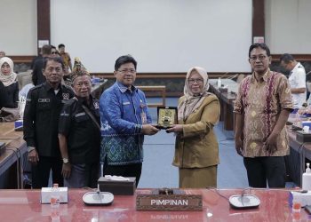 Setwan Kalsel Melakukan Kunjungan ke Setwan DI Yogyakarta