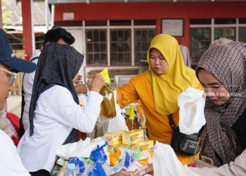 Disperindag Balangan Hadirkan Pasar Murah di Desa Kapul
