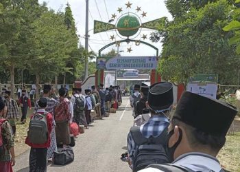 Lirboyo Imbau Alumninya Netral Sikapi Konflik PBNU