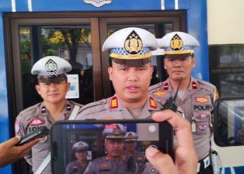 D:\2025\2 Desember 2025\2\222\New Folder\tilang.jpg