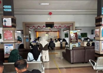 D:\2025\Desember 2025\12 Desember 2025\2\2\Pelayanan Paspor Meningkat Jelang Akhir Tahun.jpg