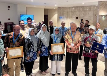 D:\2025\Desember 2025\3 Desember 2025\2\PT BRE Kembali Terima Penghargaan Proklim.jpg