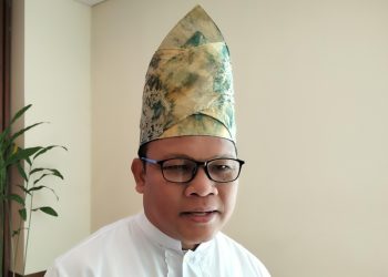 D:\2025\Desember 2025\9 Desember 2025\5\hal 5\Husni Thamrin.jpg