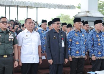 G:\2025\Desember 2025\24 Desember 2025\2\2\Supian HK Apresiasi Penyerahan SK PPPK Paruh Waktu.jpg