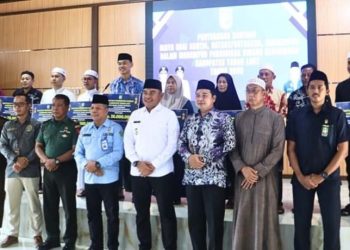 Pemkab Tala Salurkan Biaya Pendidikan Bagi Santri