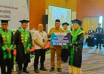 Bupati Hadiri Wisuda Ke-IV STIT Syekh Muhammad Nafis Tabalong