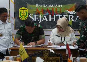 G:\2026\Januari\15 Januari 2026\5\Hal 5\Kepala Dinas PUPR Suri Sudarmadiyah dan Komandan Korem 101Antasari.jpg