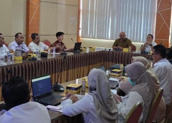 G:\2026\Januari\26 Januari 2026\5\Hal 5\Bappedalitbang Kabupaten Banjar menggelar pertemuan membahas strategi adaptasi.jpg