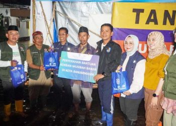 Wali Kota Banjarmasin Antar Bantuan ke Warga Terdampak Banjir